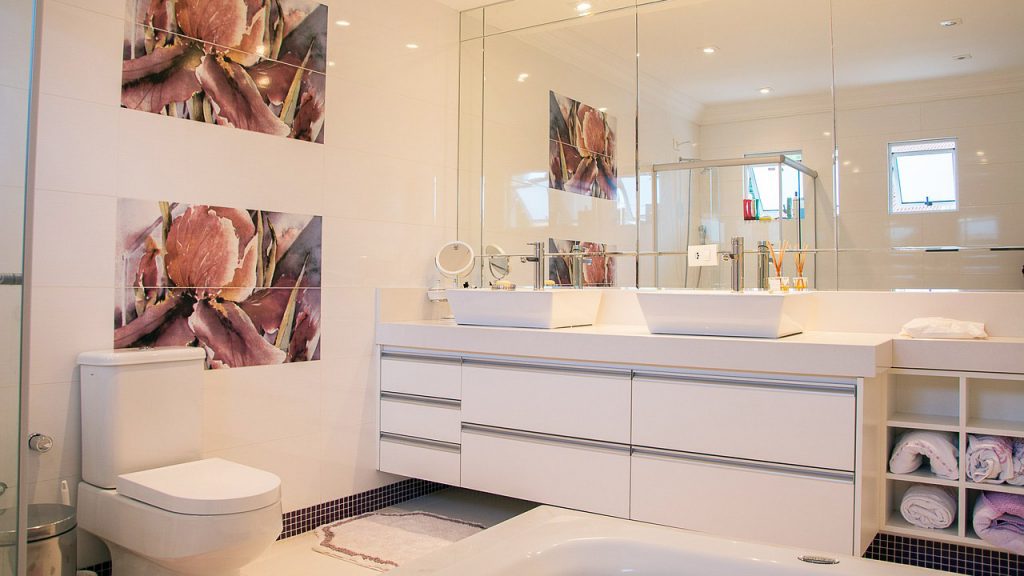 Otel Odalarında Banyo Aydınlatması Nasıl Yapılır?