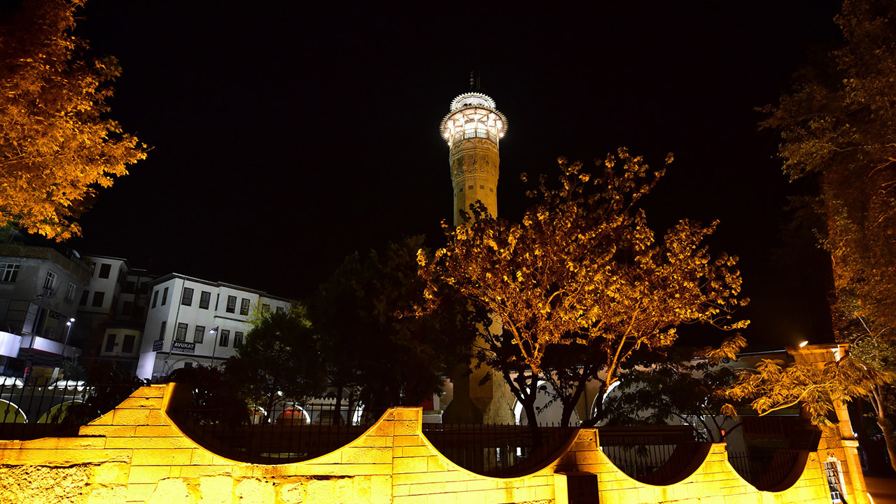 kahramanmaras-ulu-camii-led-aydinlatma-10