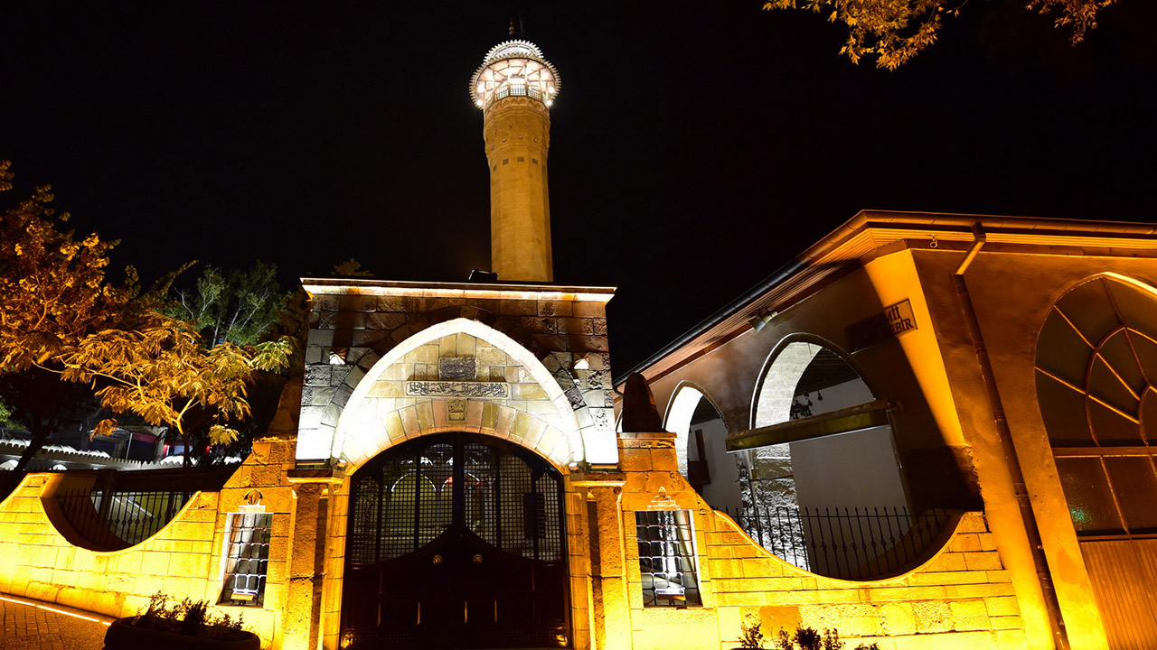 kahramanmaras-ulu-camii-led-aydinlatma-2