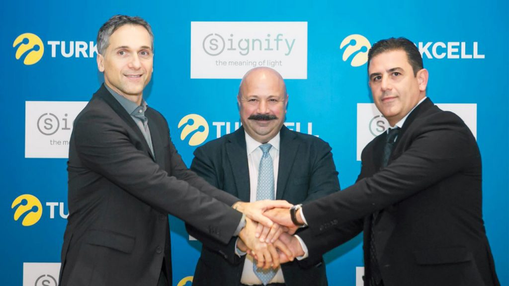 Turkcell ve Signify Akıllı Aydınlatma İçin Bir Araya Geldi