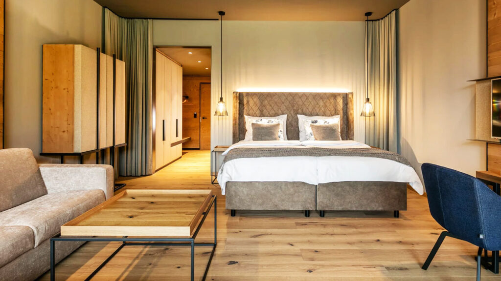 How to Plan a Hotel Guest Room Lighting