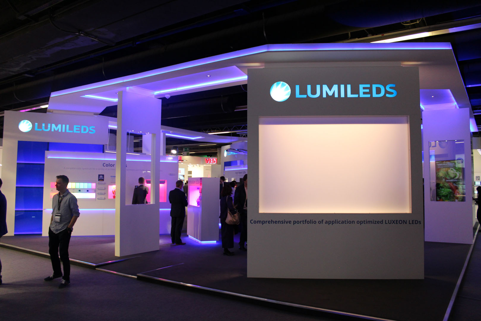 Light-Building-Messe-Frankfurt-2016-Lumileds