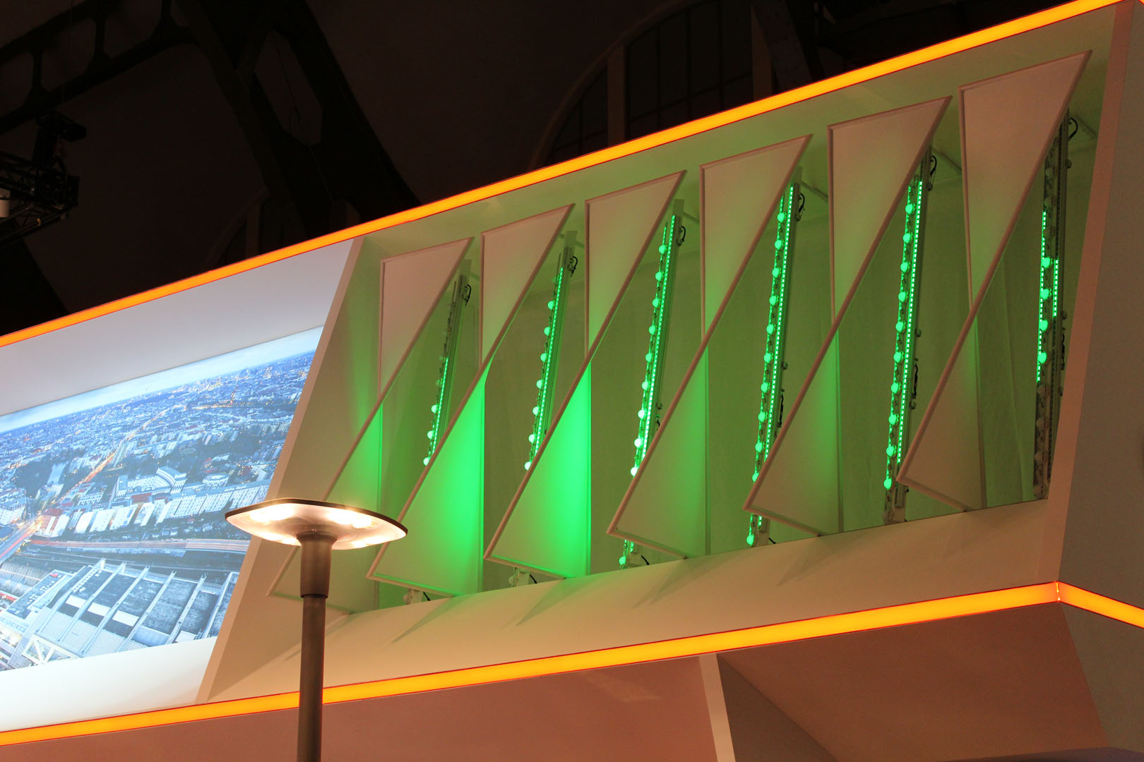 Light-Building-Messe-Frankfurt-2016-Osram-4